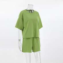 Laden Sie das Bild in den Galerie-Viewer, Green Short Sleeve T shirt Shorts Sporty Two Piece Set
