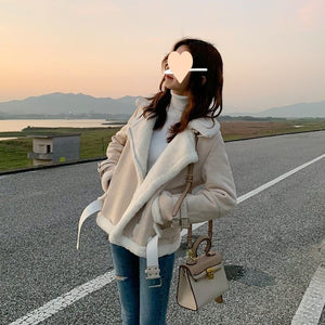 Add fleece and thick integrated motorcycle clothing for women 2024 winter new fried street imitation lamb hair thin short coat