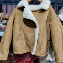 Load image into Gallery viewer, Oversized Warm Vintage Wool Sherpa Coat
