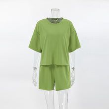 Laden Sie das Bild in den Galerie-Viewer, Green Short Sleeve T shirt Shorts Sporty Two Piece Set
