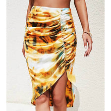 Load image into Gallery viewer, Ruched Printed Floral Asymmetrical Mini Skirt
