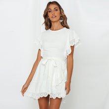 Laden Sie das Bild in den Galerie-Viewer, Lace Trimming White Short Sleeve Ruffle Wrap Tie Dress
