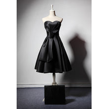Load image into Gallery viewer, Short Tie Knot Strapless Satin Elegant Black Party Evening Dress
