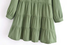 Load image into Gallery viewer, 2022 Autumn New Design Loose Ruched Shirt Dress
