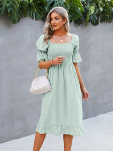 Fashion Smocking Lantern Sleeve Midi Casual Dress