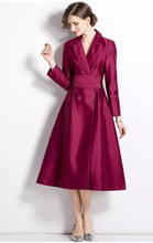 Load image into Gallery viewer, 2022 Autumn New Design French Style Slim Elegant Midi Blazer Formal Dress
